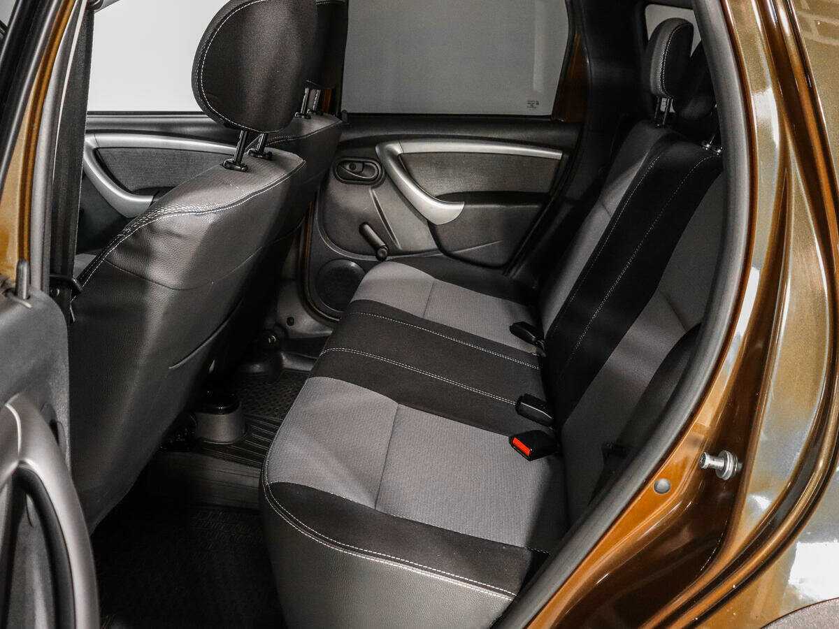 Renault Duster б/у, 2013, Автоматическая. Фото: #9