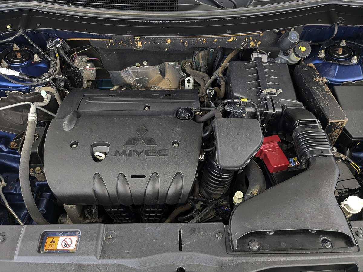 Mitsubishi Outlander б/у, 2014, Вариатор. Фото: #8
