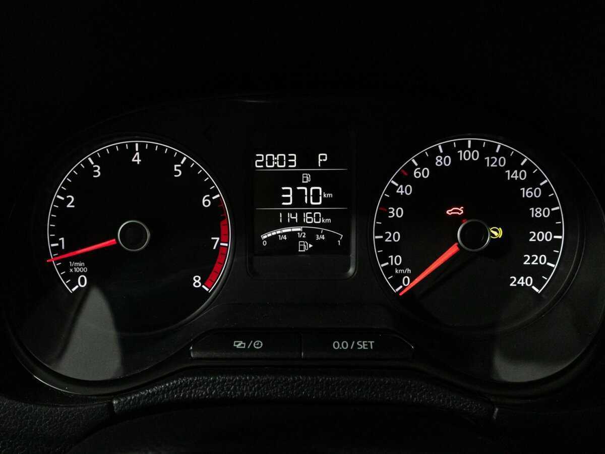 Volkswagen Polo б/у, 2015, Автоматическая. Фото: #11