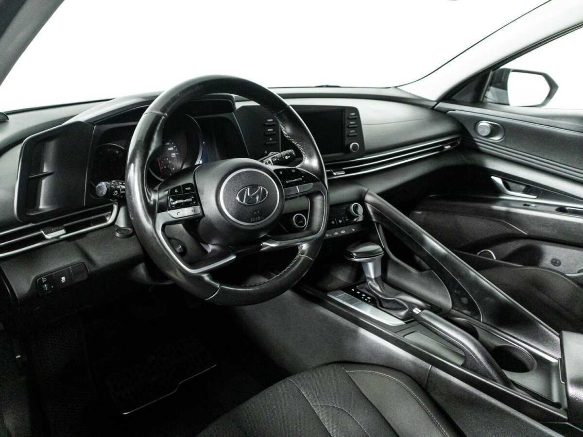Hyundai Elantra б/у, 2021, Автоматическая. Фото: #10