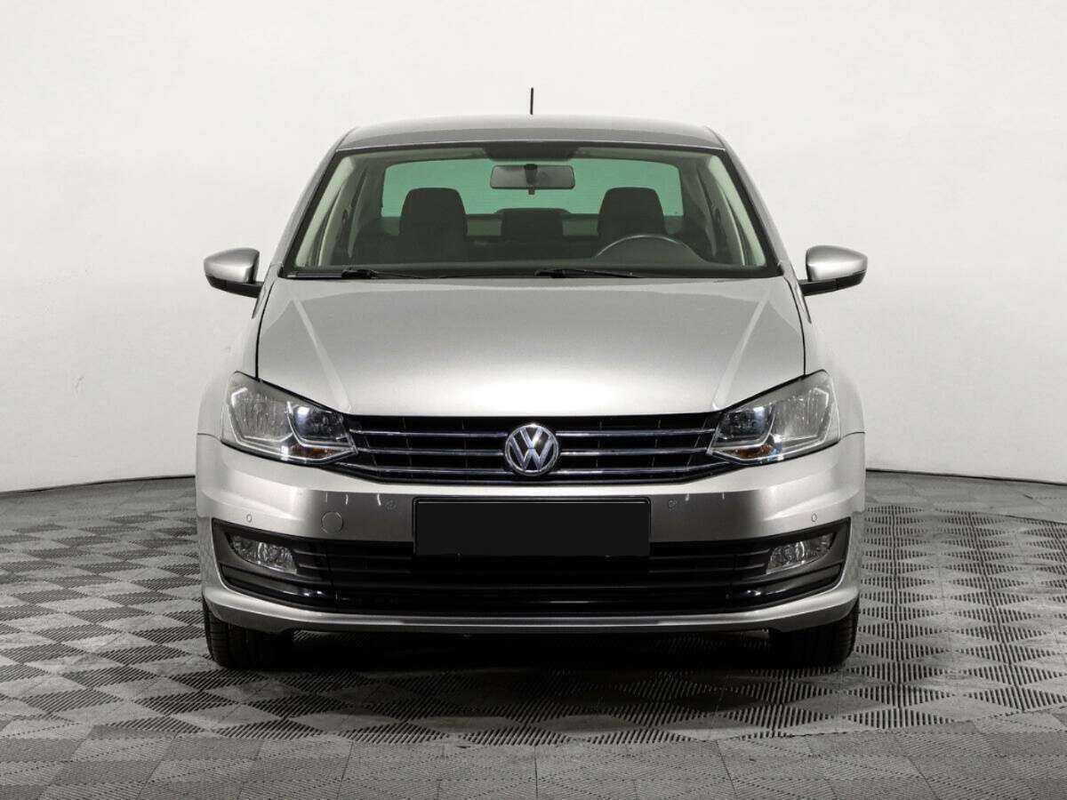 Volkswagen Polo б/у, 2019, Роботизированная. Фото: #1