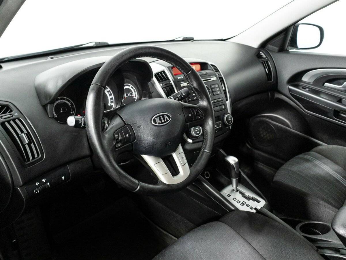 Kia Ceed б/у, 2012, Автоматическая. Фото: #10