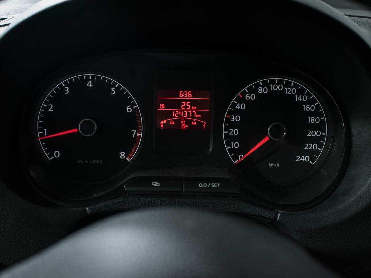 Volkswagen Polo б/у, 2014, Механическая. Фото: #10