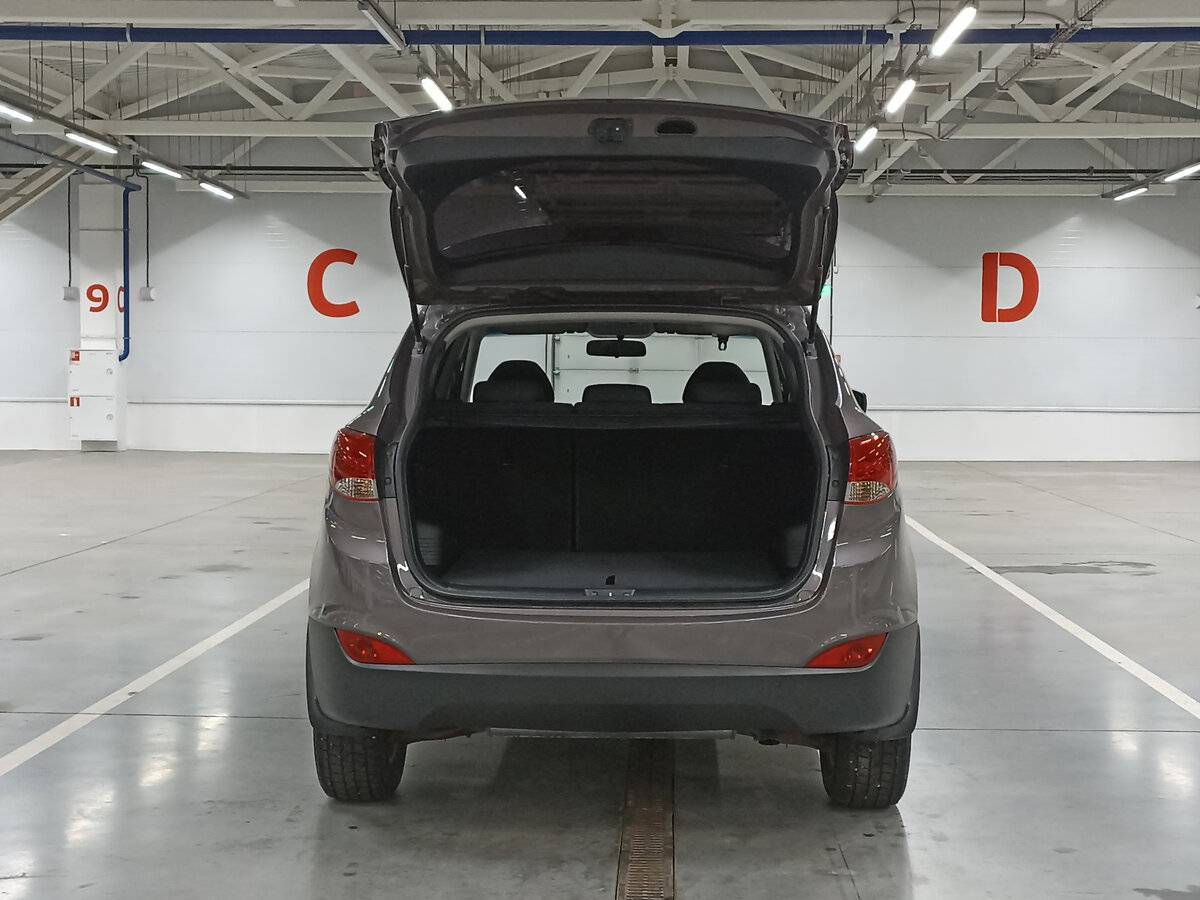 Hyundai ix35 б/у, 2014, Автоматическая. Фото: #9