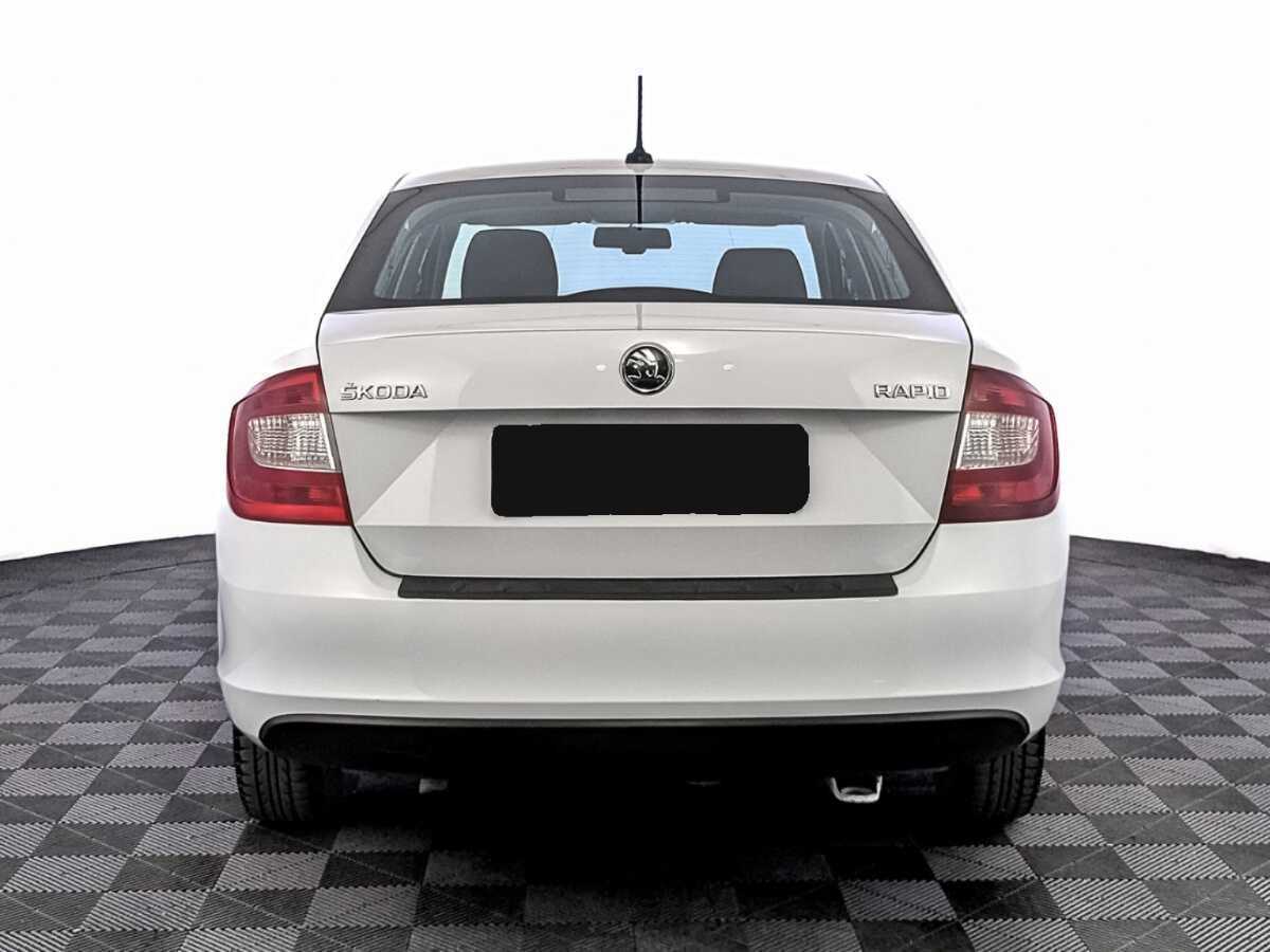 Skoda Rapid б/у, 2017, Механическая. Фото: #5