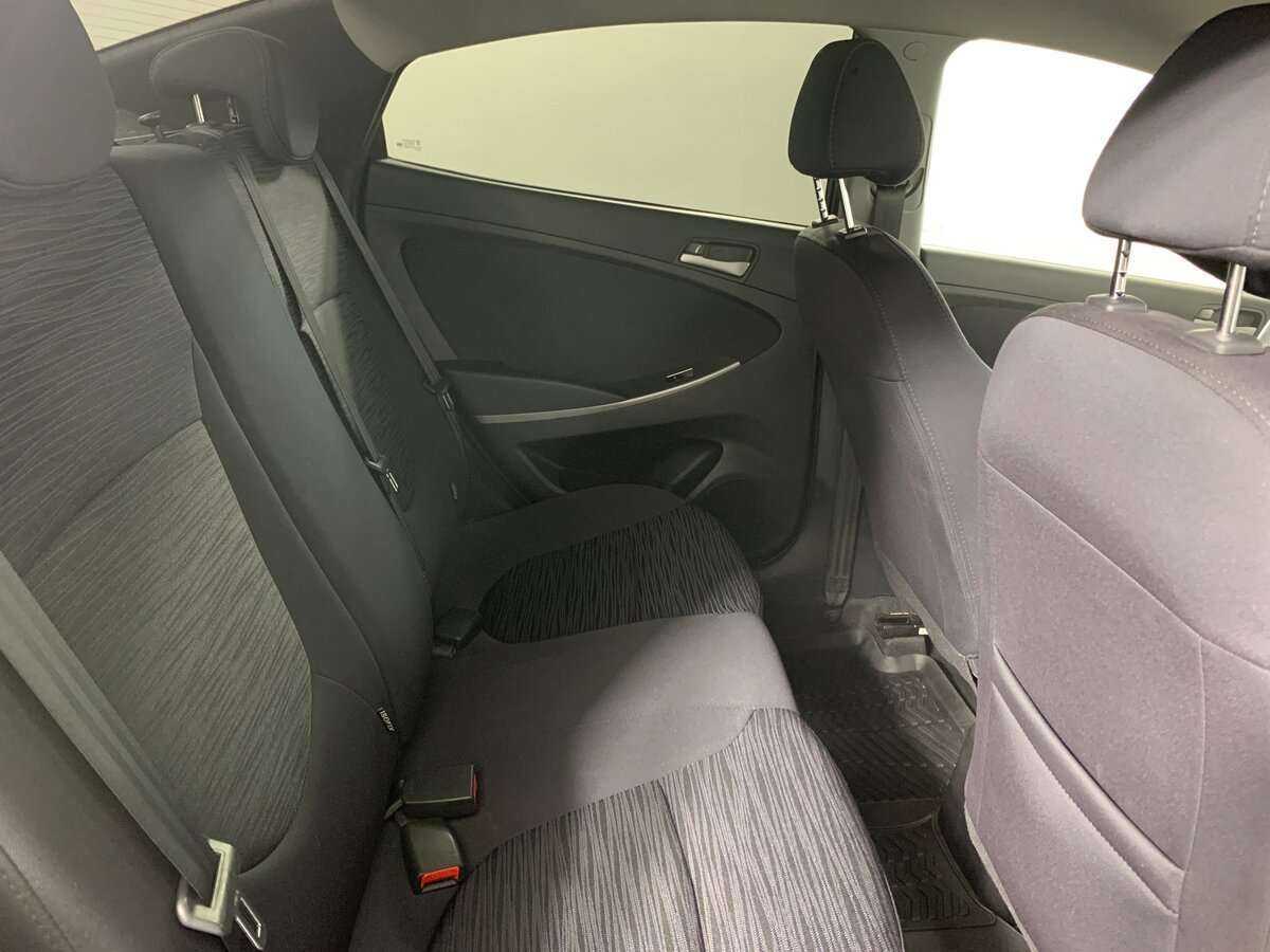 Hyundai Solaris б/у, 2014, Автоматическая. Фото: #14