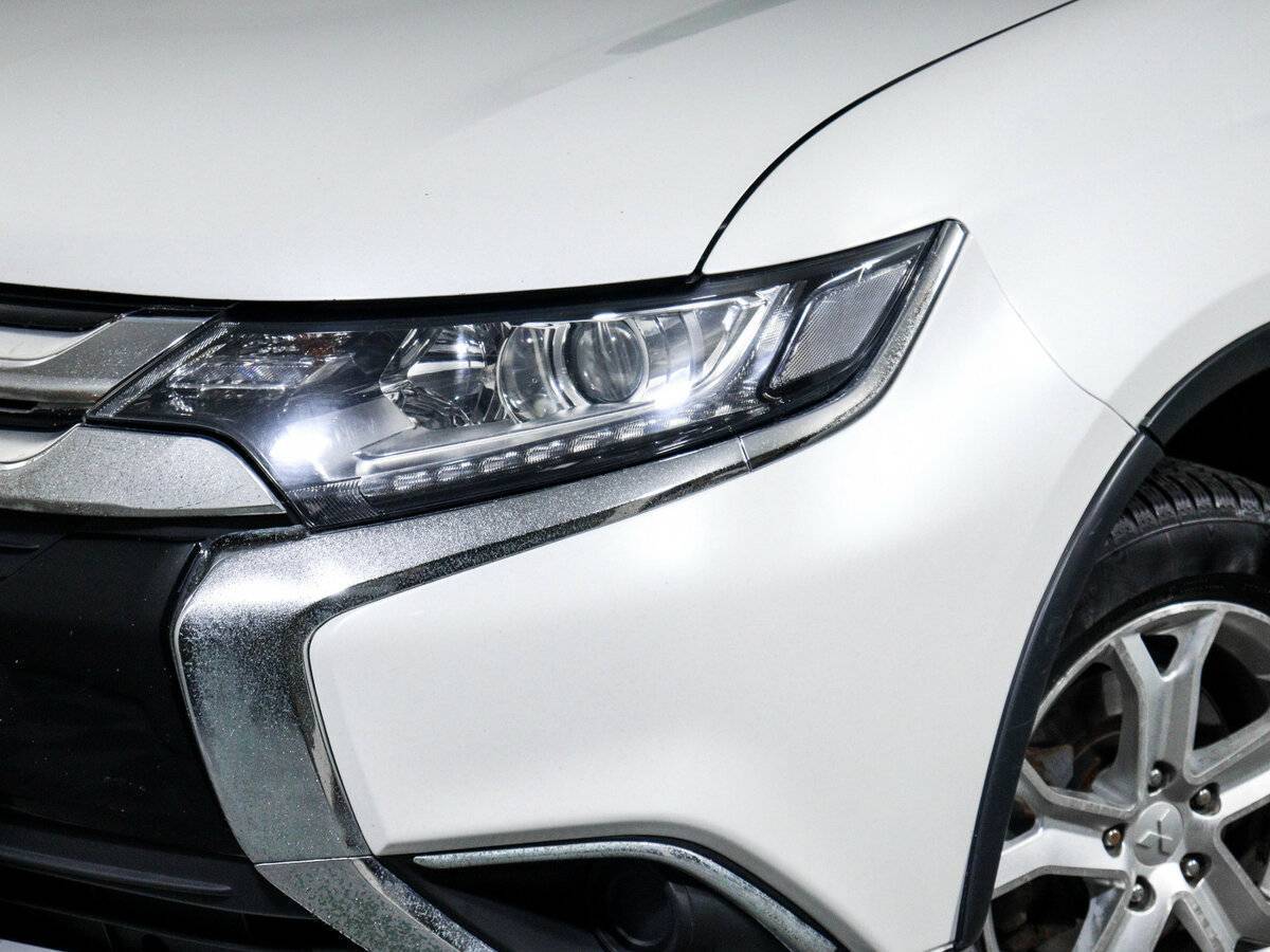 Mitsubishi Outlander б/у, 2015, Вариатор. Фото: #12