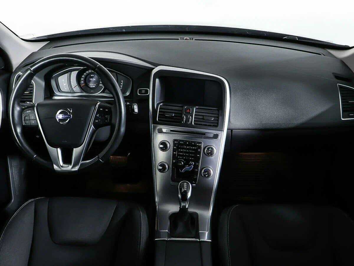 Volvo XC60 б/у, 2017, Автоматическая. Фото: #11