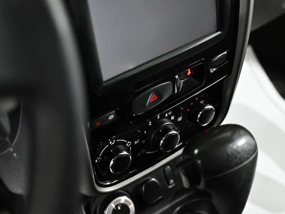 Renault Duster б/у, 2014, Автоматическая. Фото: #8