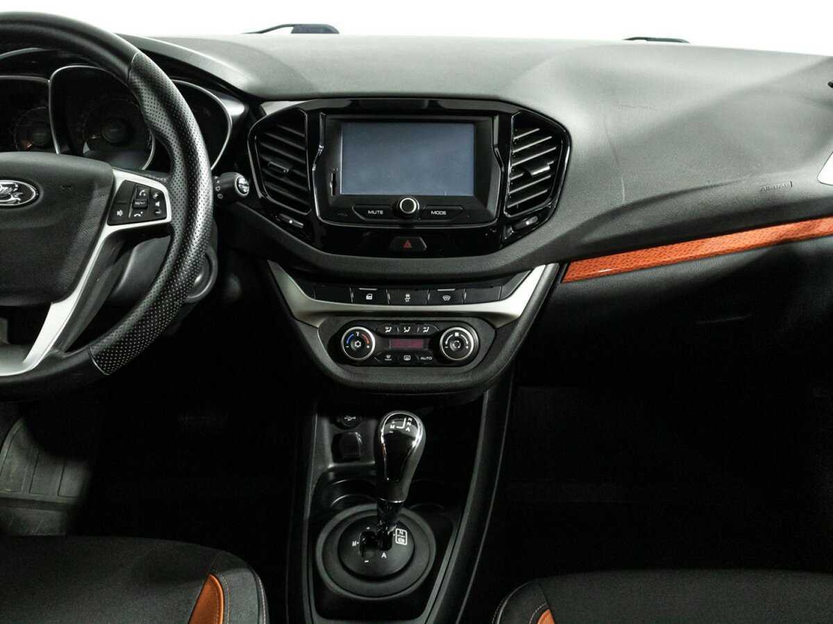 Lada (ВАЗ) Vesta б/у, 2018, Роботизированная. Фото: #13