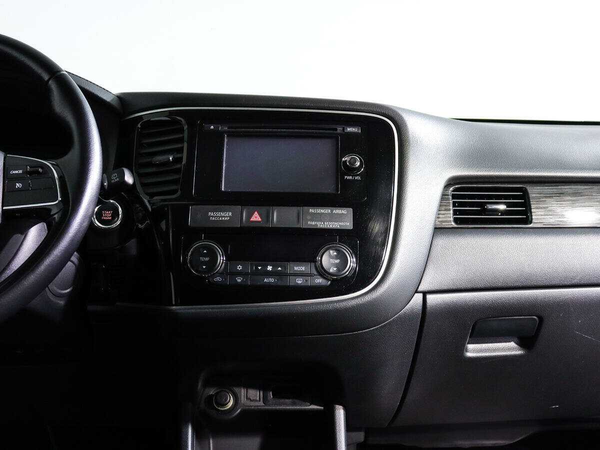 Mitsubishi Outlander б/у, 2016, Вариатор. Фото: #11