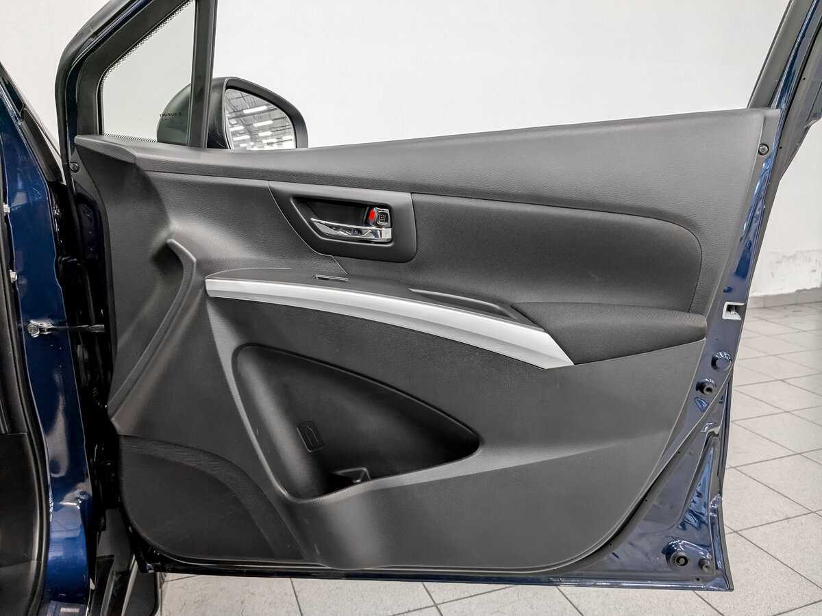 Suzuki SX4 б/у, 2017, Автоматическая. Фото: #23