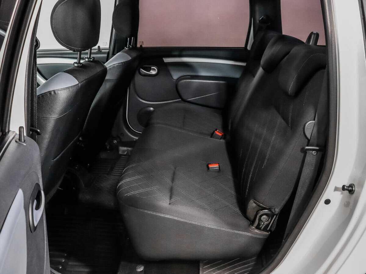 Lada (ВАЗ) Largus б/у, 2015, Механическая. Фото: #9