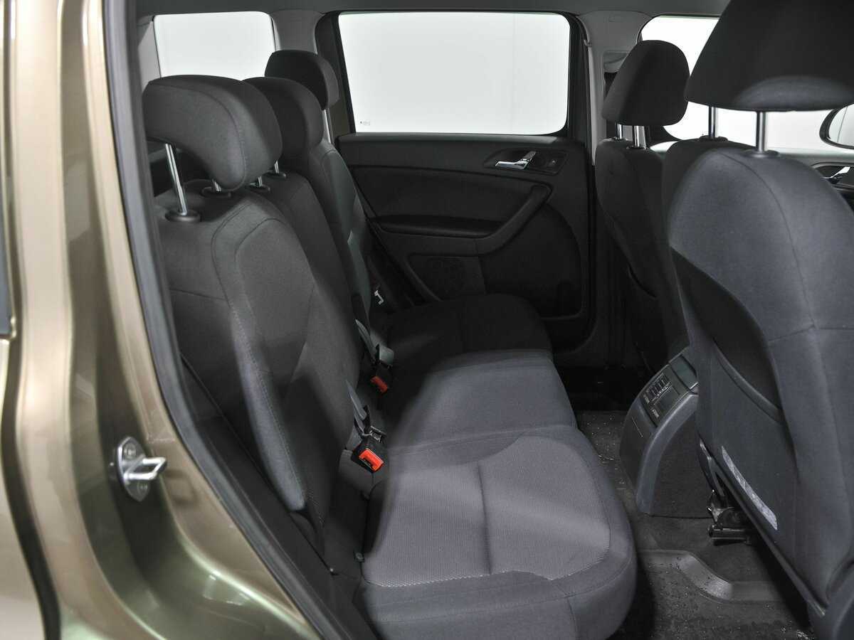 Skoda Yeti б/у, 2012, Механическая. Фото: #15