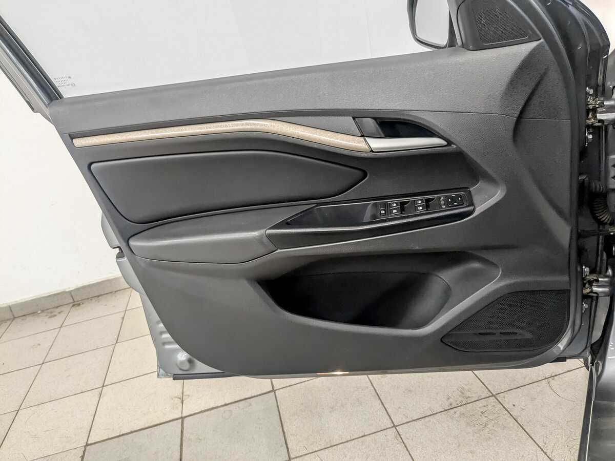 Lada (ВАЗ) Vesta б/у, 2017, Роботизированная. Фото: #16