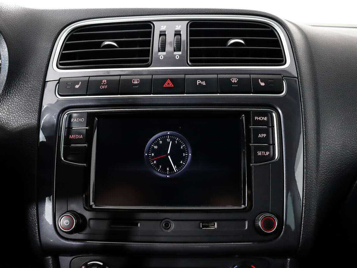 Volkswagen Polo б/у, 2018, Роботизированная. Фото: #12