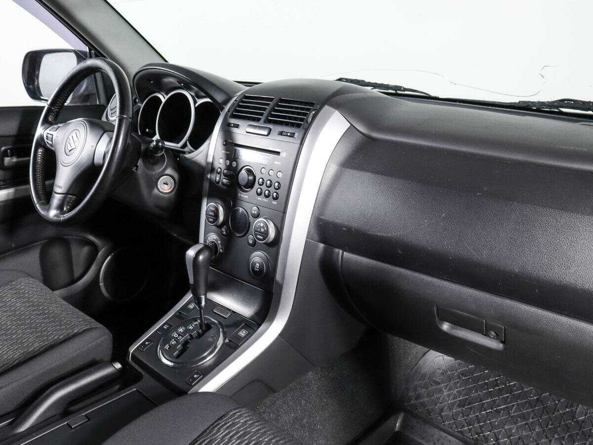 Suzuki Grand Vitara б/у, 2012, Автоматическая. Фото: #8