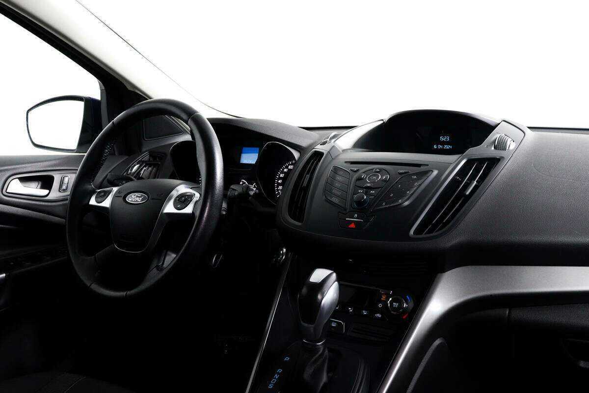 Ford Kuga б/у, 2015, Автоматическая. Фото: #8