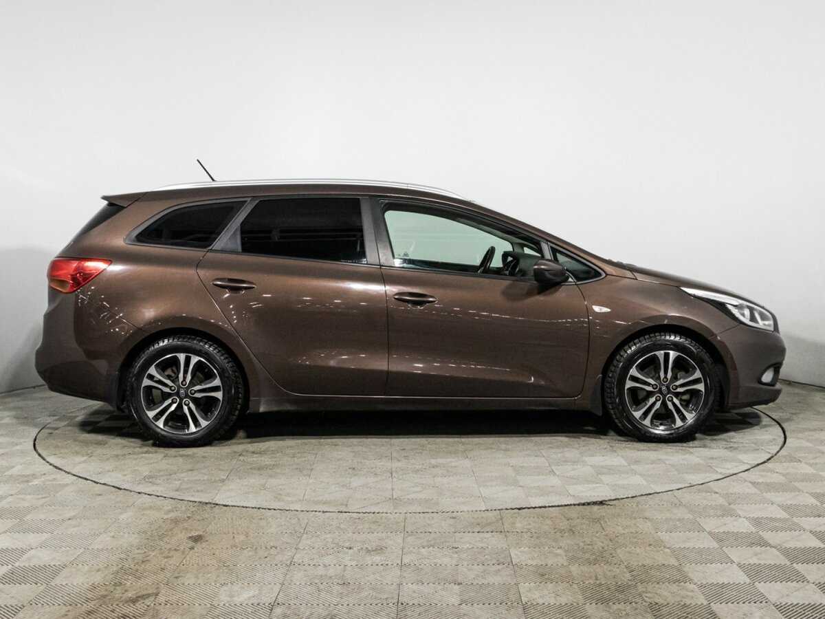 Kia Ceed б/у, 2013, Автоматическая. Фото: #3