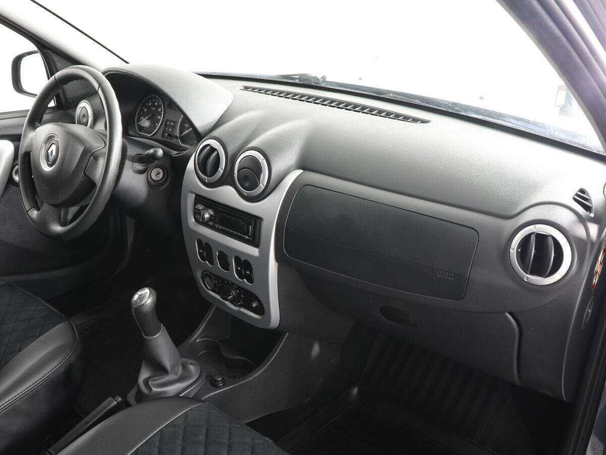 Renault Sandero б/у, 2013, Механическая. Фото: #4