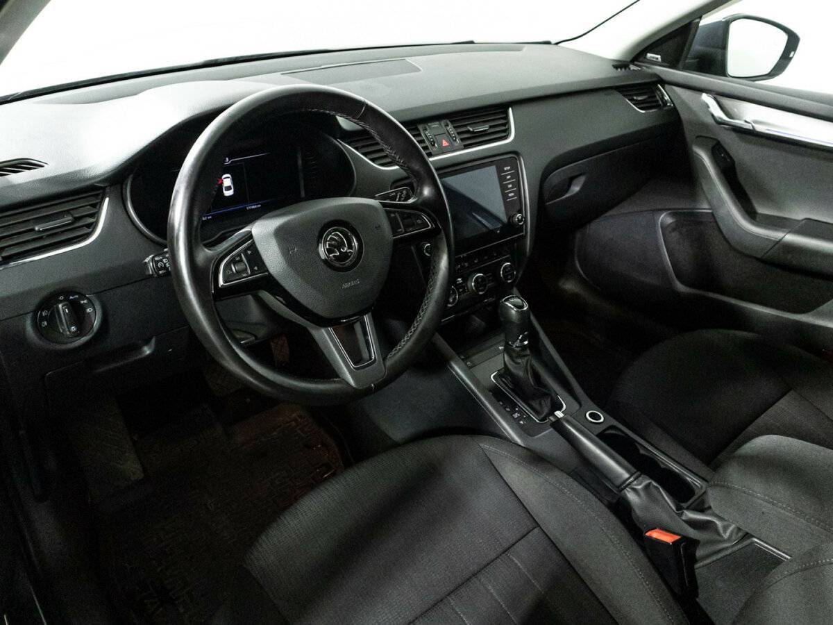 Skoda Octavia б/у, 2020, Роботизированная. Фото: #10