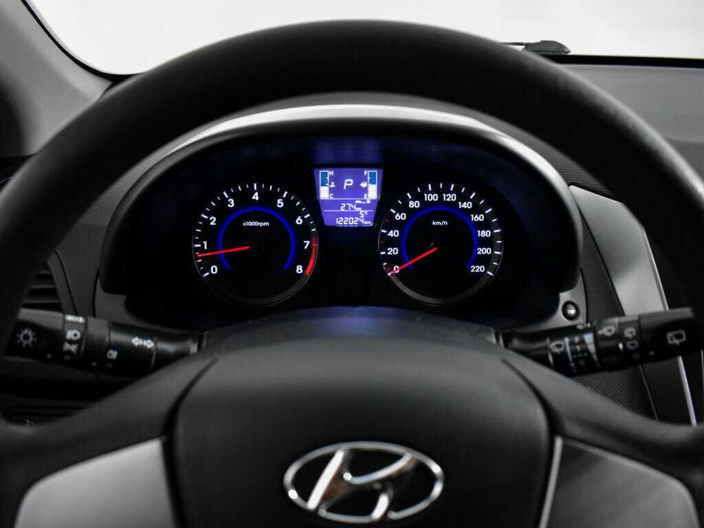 Hyundai Solaris б/у, 2015, Автоматическая. Фото: #15