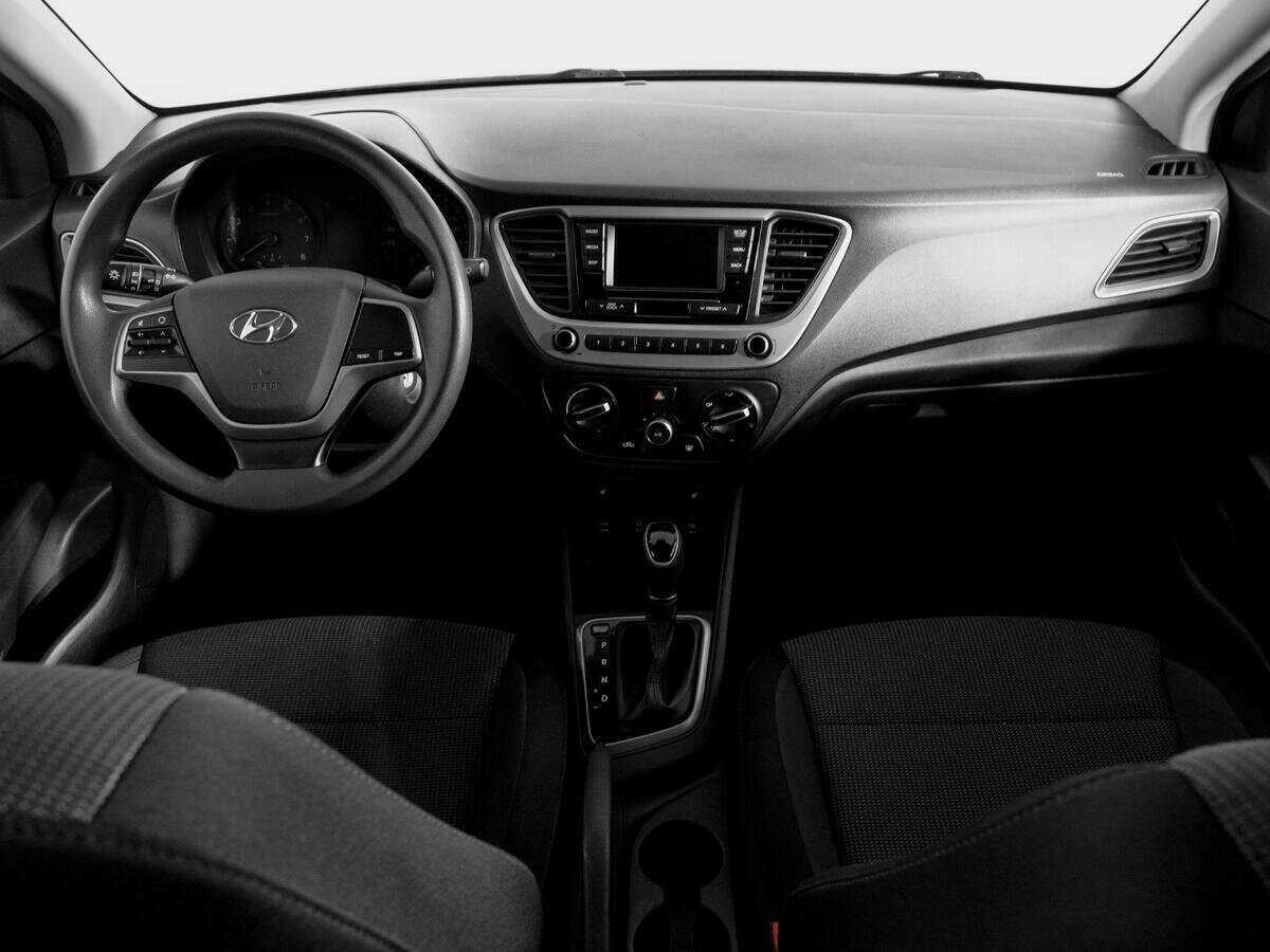 Hyundai Solaris б/у, 2018, Автоматическая. Фото: #9