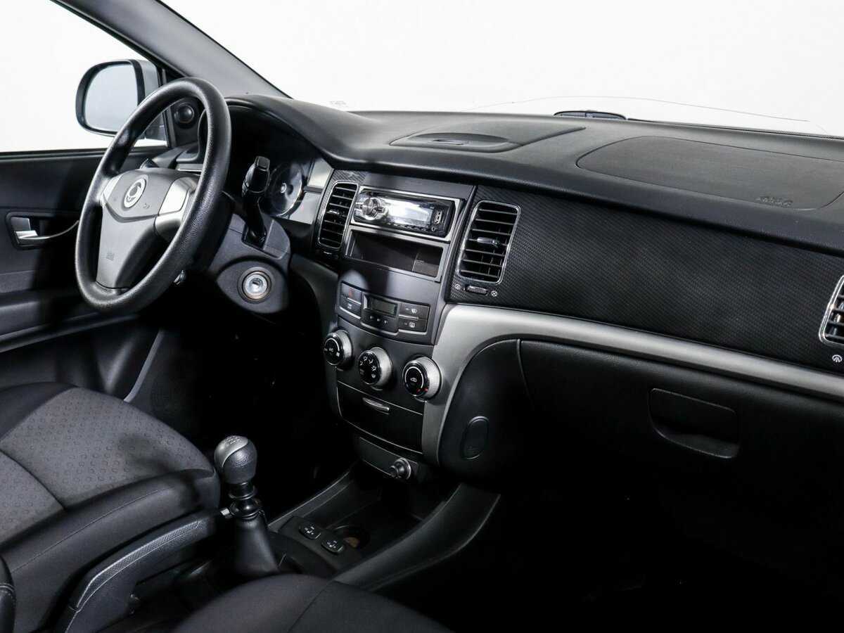 SsangYong Actyon б/у, 2012, Механическая. Фото: #8