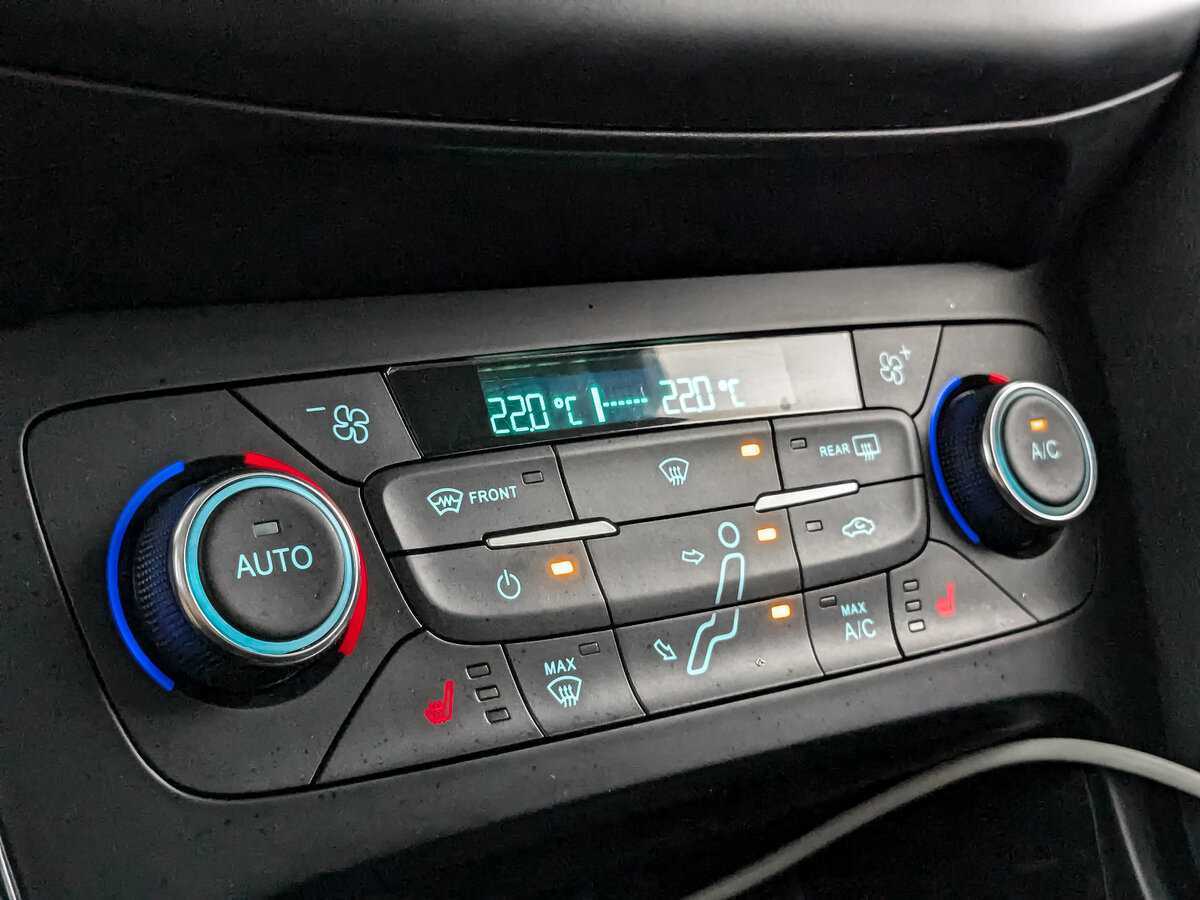 Ford Focus б/у, 2017, Автоматическая. Фото: #20