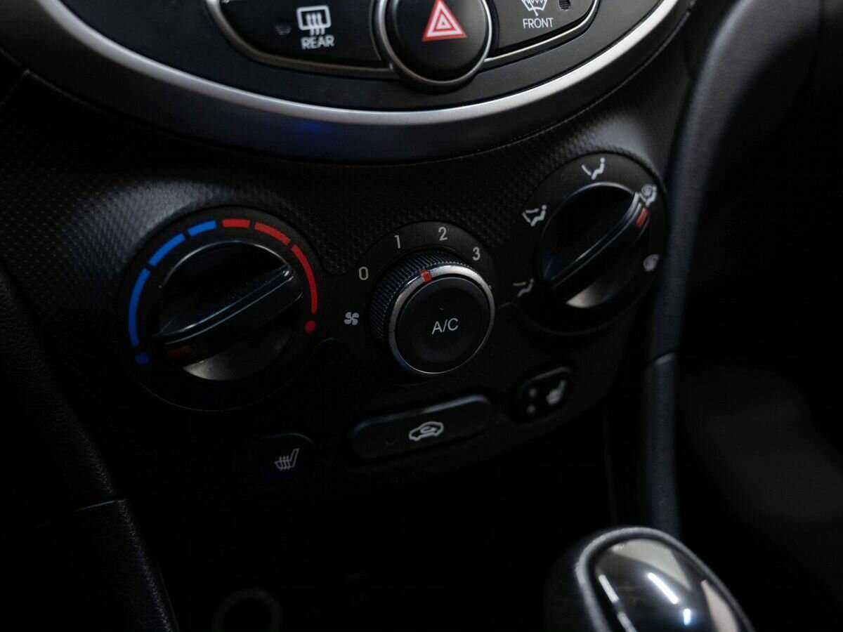 Hyundai Solaris б/у, 2014, Автоматическая. Фото: #18