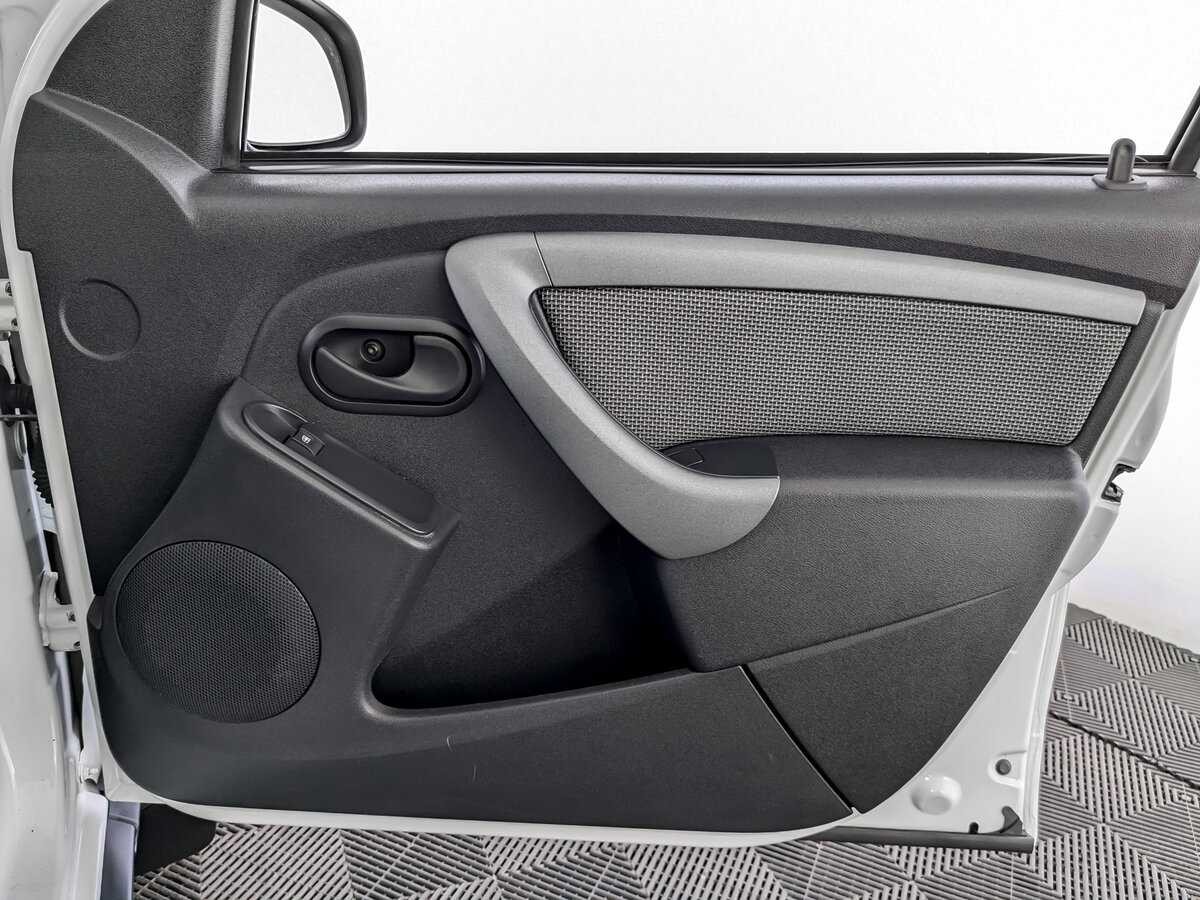 Renault Duster б/у, 2016, Механическая. Фото: #19