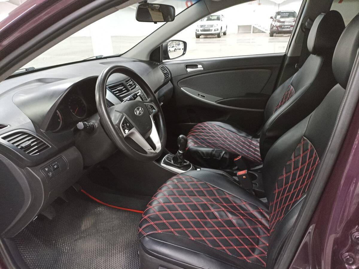 Hyundai Solaris б/у, 2013, Механическая. Фото: #15