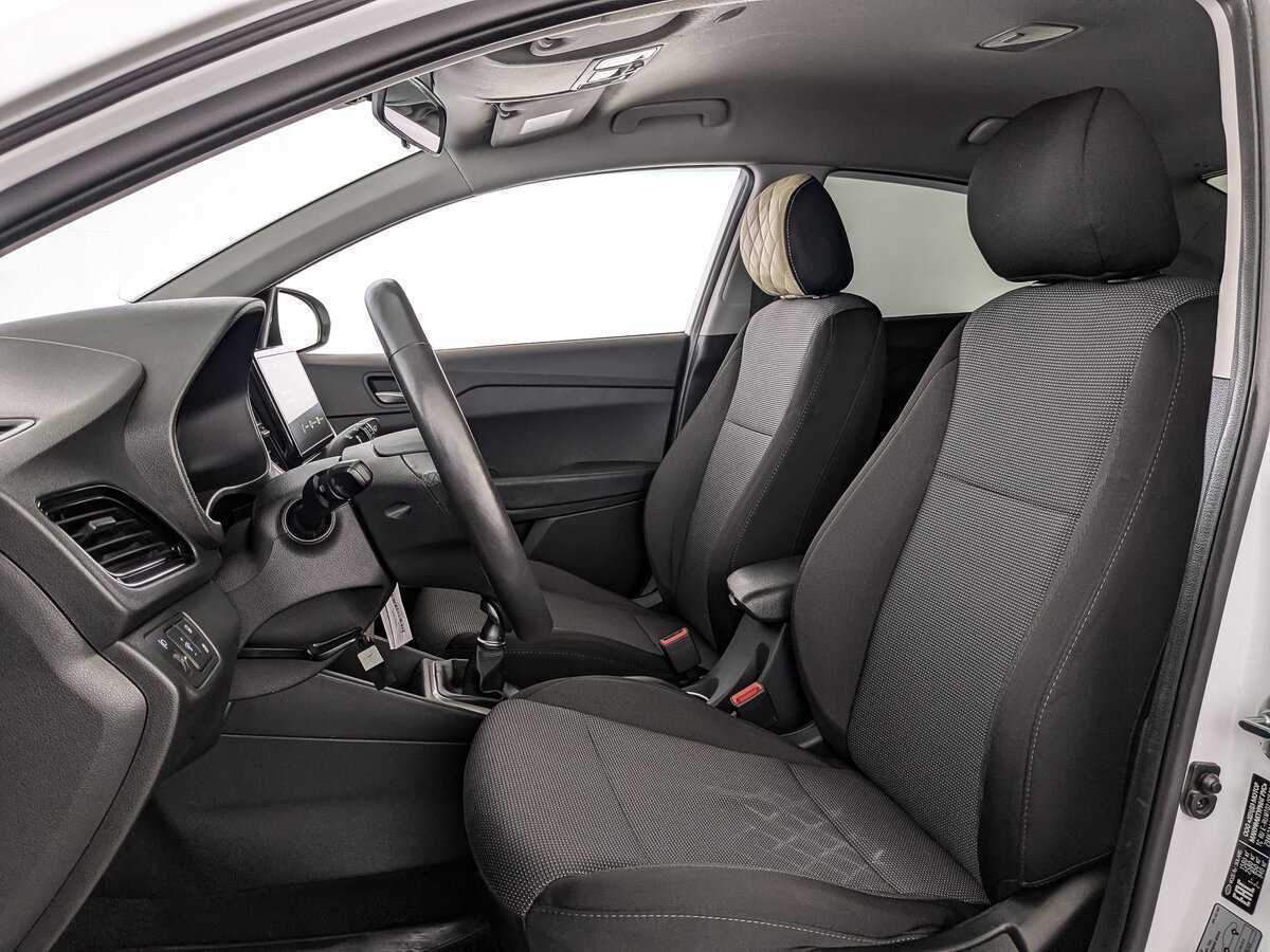 Hyundai Solaris б/у, 2020, Механическая. Фото: #19