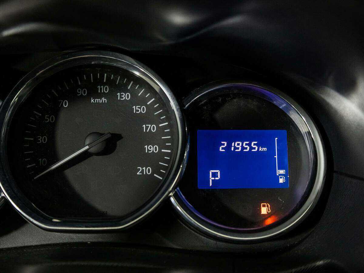 Nissan Terrano б/у, 2018, Автоматическая. Фото: #11