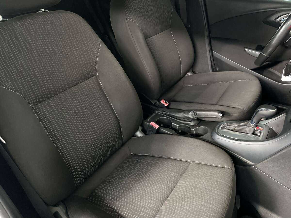 Opel Astra б/у, 2013, Автоматическая. Фото: #14