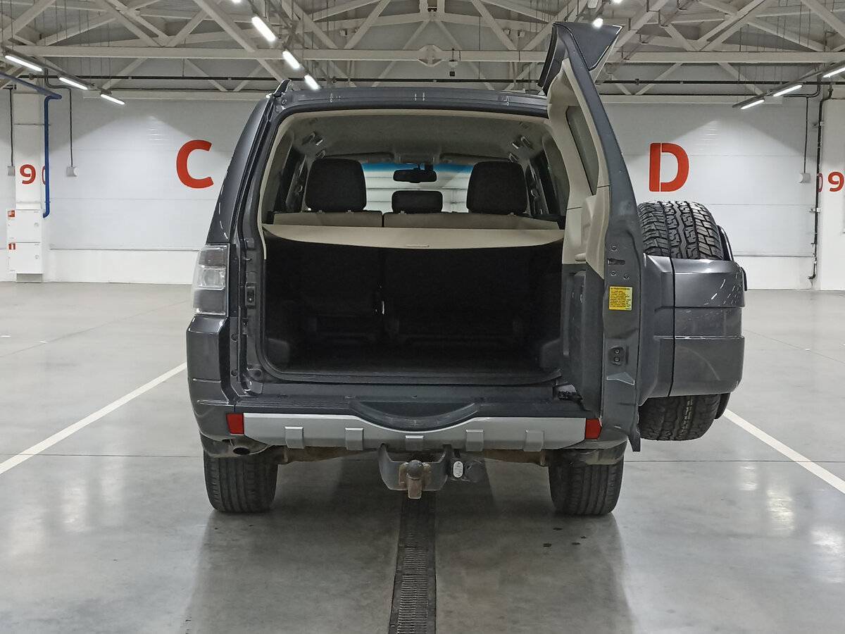 Mitsubishi Pajero б/у, 2012, Автоматическая. Фото: #9