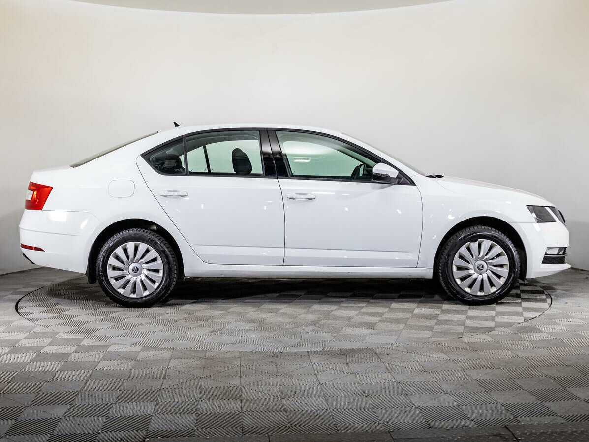 Skoda Octavia б/у, 2019, Автоматическая. Фото: #3
