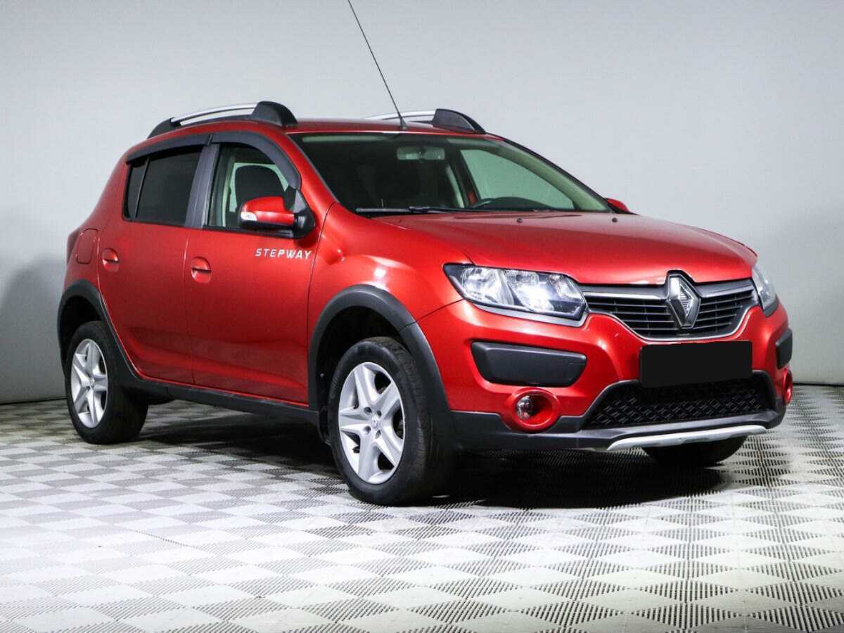 Renault Sandero б/у, 2016, Автоматическая. Фото: #2