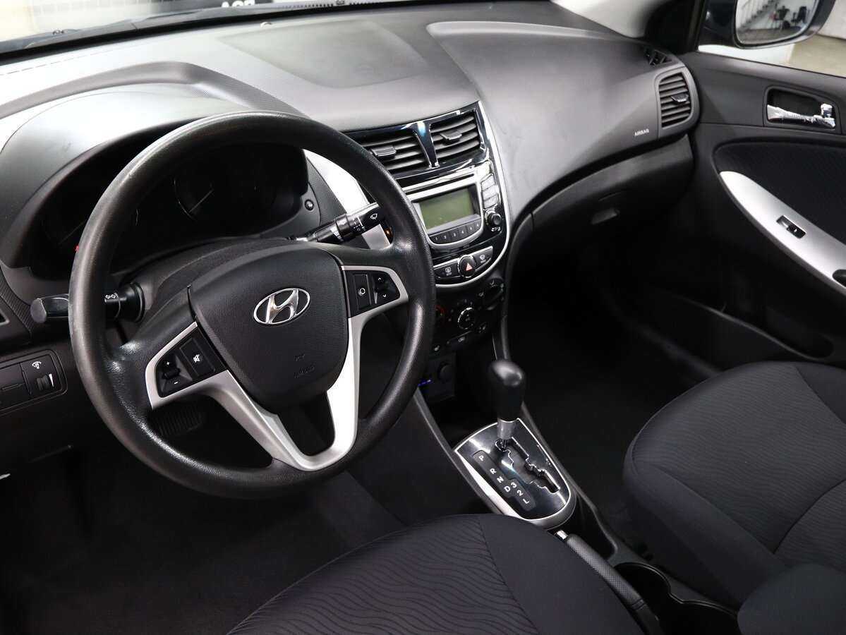Hyundai Solaris б/у, 2014, Автоматическая. Фото: #6