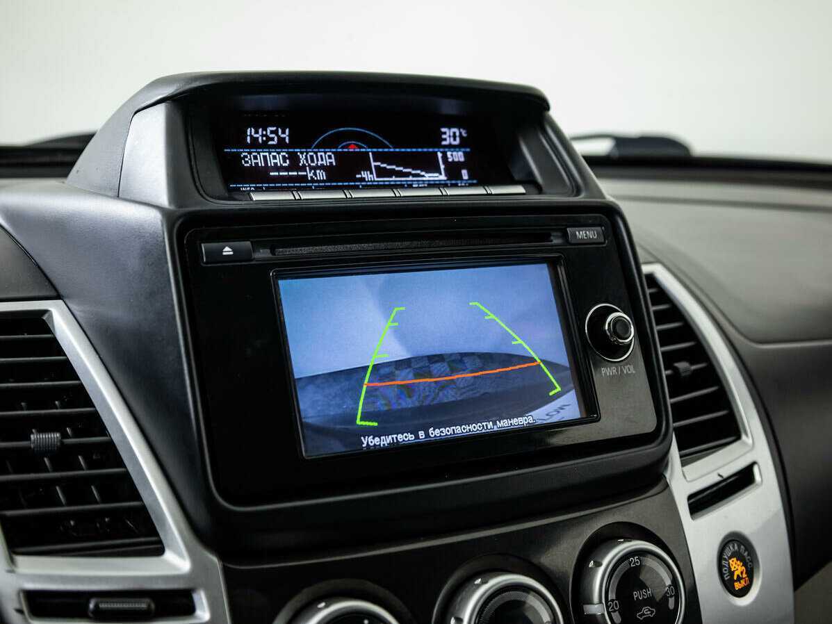 Mitsubishi Pajero Sport б/у, 2015, Автоматическая. Фото: #18