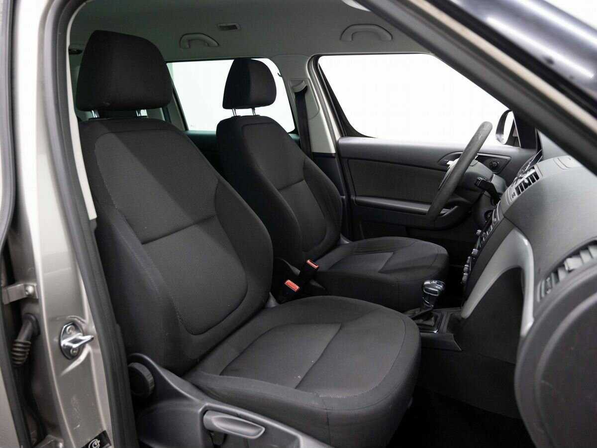 Skoda Yeti б/у, 2012, Роботизированная. Фото: #11