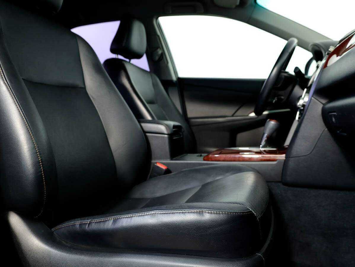 Toyota Camry б/у, 2013, Автоматическая. Фото: #11