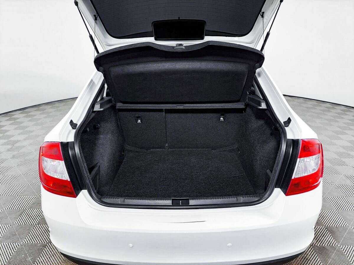 Skoda Rapid б/у, 2017, Автоматическая. Фото: #9