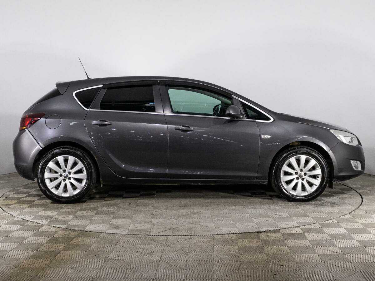 Opel Astra б/у, 2012, Автоматическая. Фото: #3