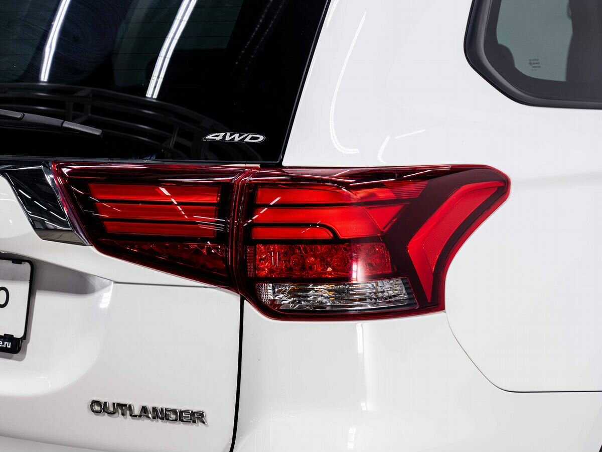 Mitsubishi Outlander б/у, 2016, Вариатор. Фото: #26