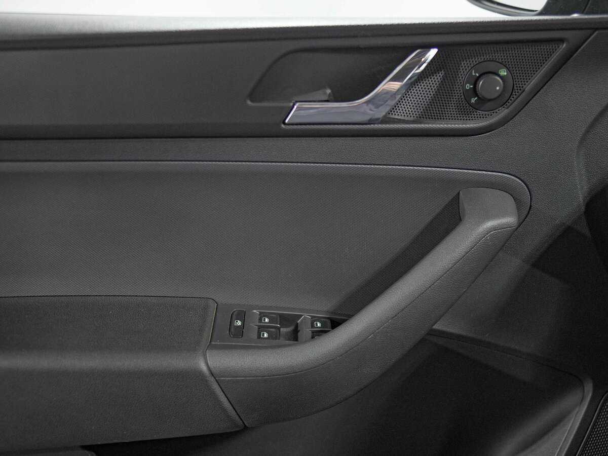 Skoda Rapid б/у, 2015, Механическая. Фото: #10