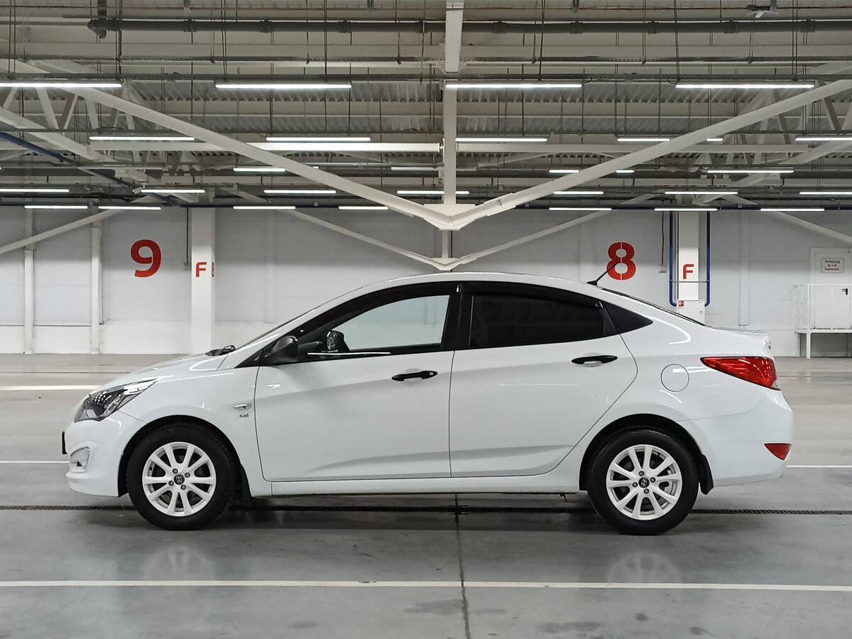 Hyundai Solaris б/у, 2015, Механическая. Фото: #7