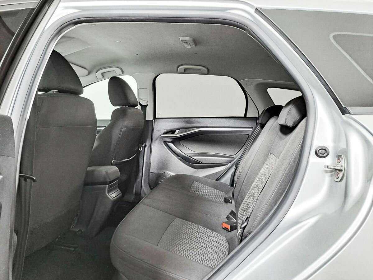 Lada (ВАЗ) Vesta б/у, 2020, Механическая. Фото: #9