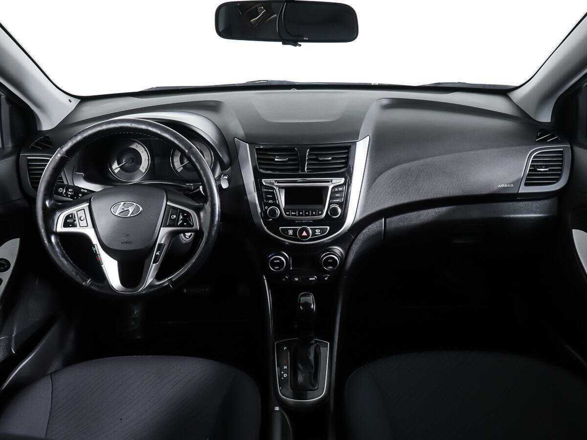 Hyundai Solaris б/у, 2016, Автоматическая. Фото: #9