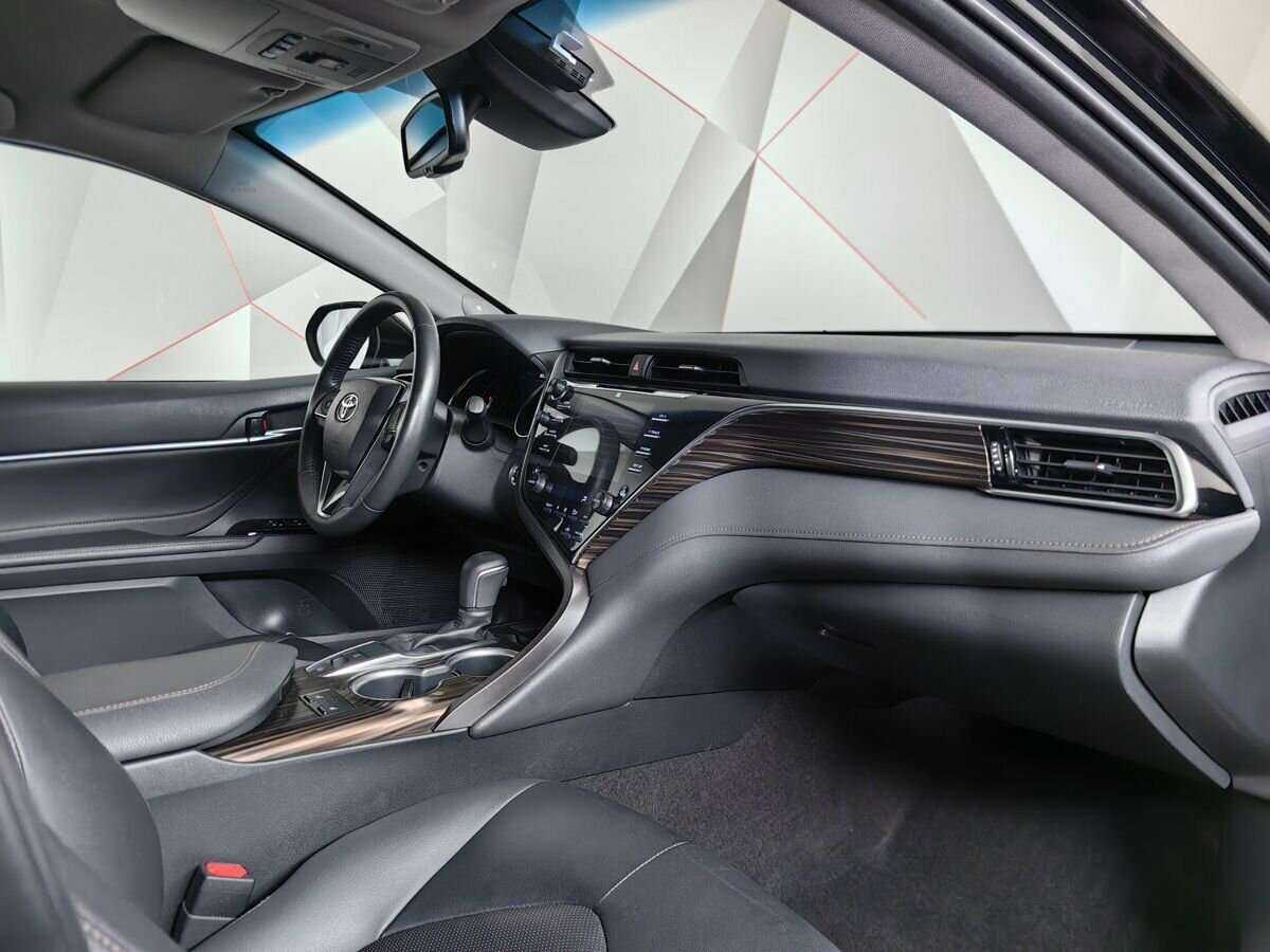 Toyota Camry б/у, 2020, Автоматическая. Фото: #7